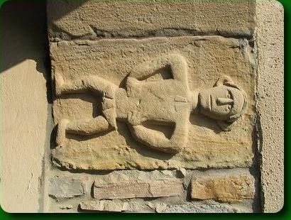 statue porche eglise ORIN